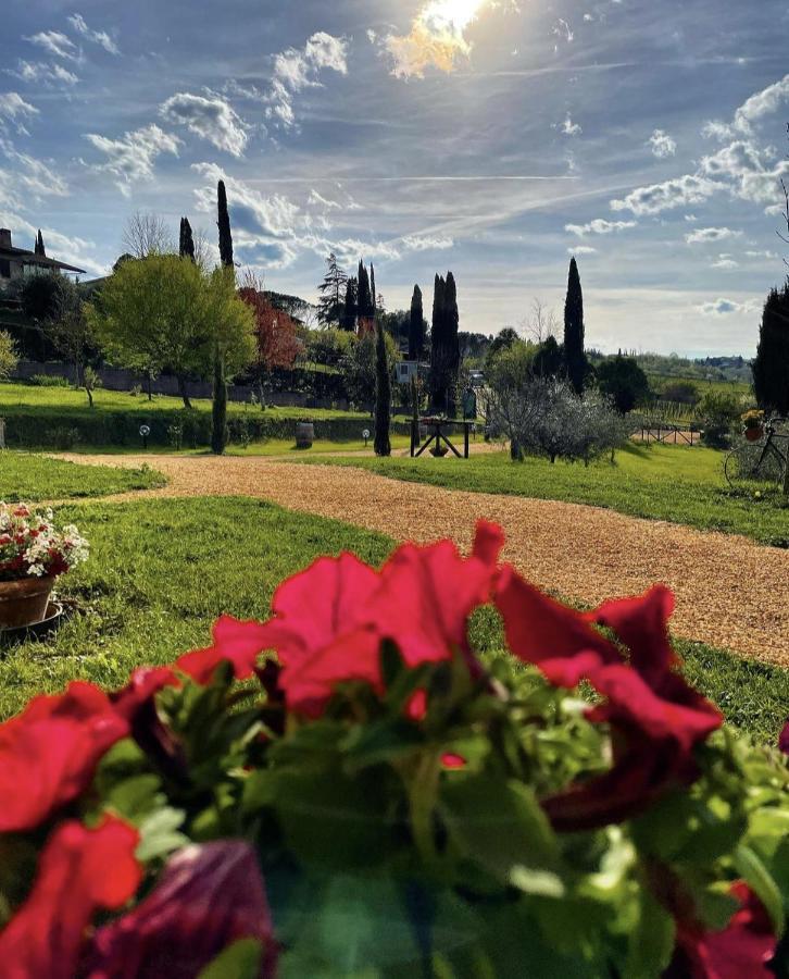 Agriturismo La Corte Del Sole Siena Exterior foto